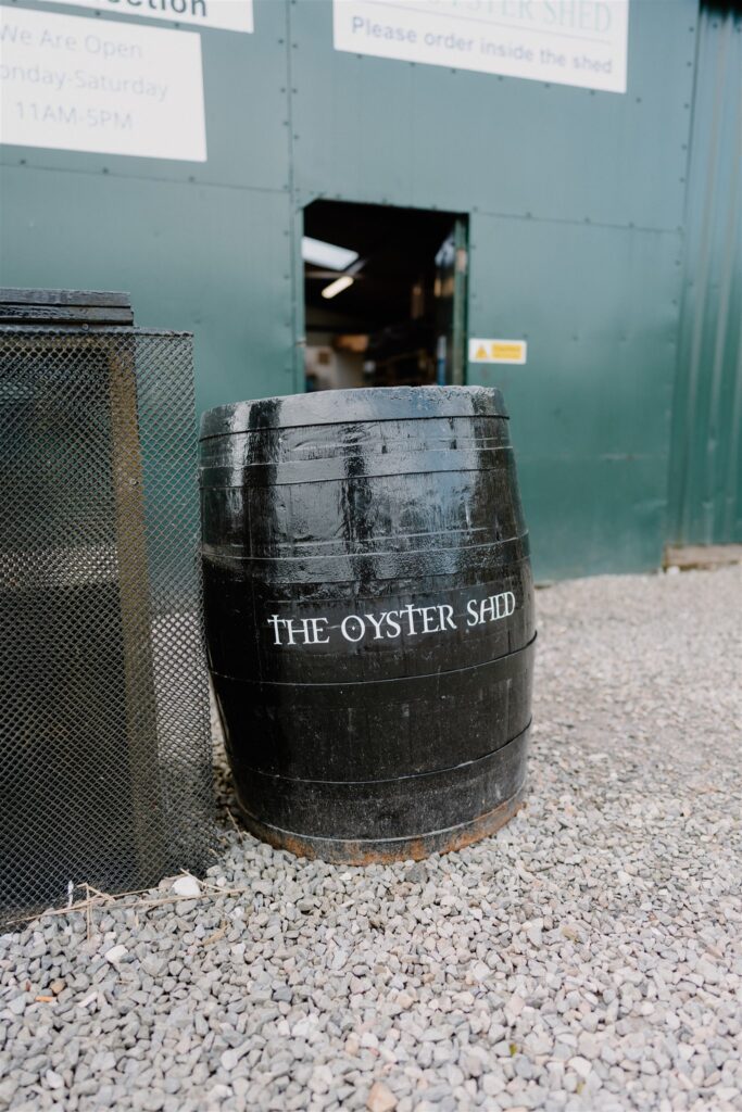 https://hiddenscotland-gallery.ams3.cdn.digitaloceanspaces.com/wp/2018/03/The-Oyster-Shed-3-683x1024.jpg