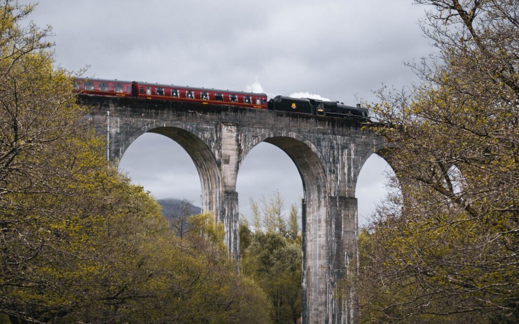 https://hiddenscotland-gallery.ams3.cdn.digitaloceanspaces.com/wp/2018/05/2022-HS-LOCHABER-0251-lores-1024x640.jpg