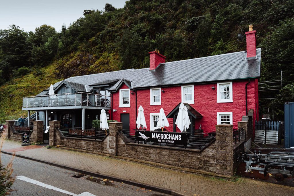 Wander the Streets of Tobermory
