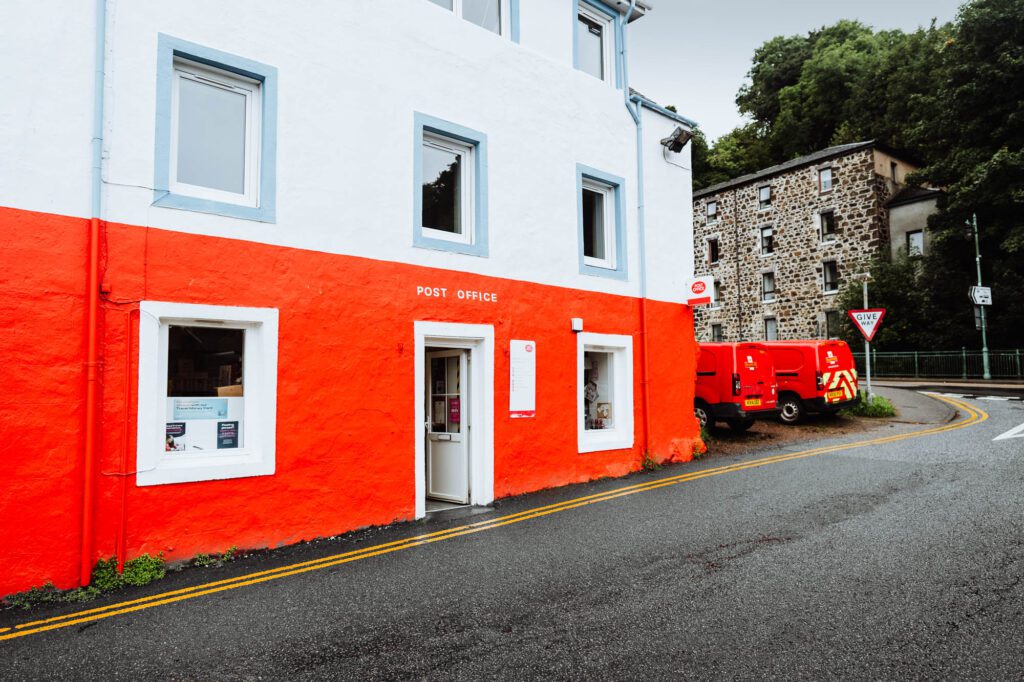 Wander the Streets of Tobermory