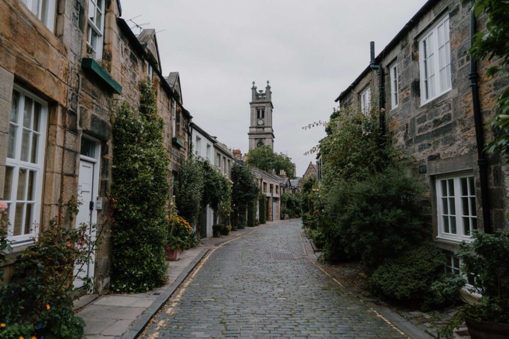 10am: Circus Lane