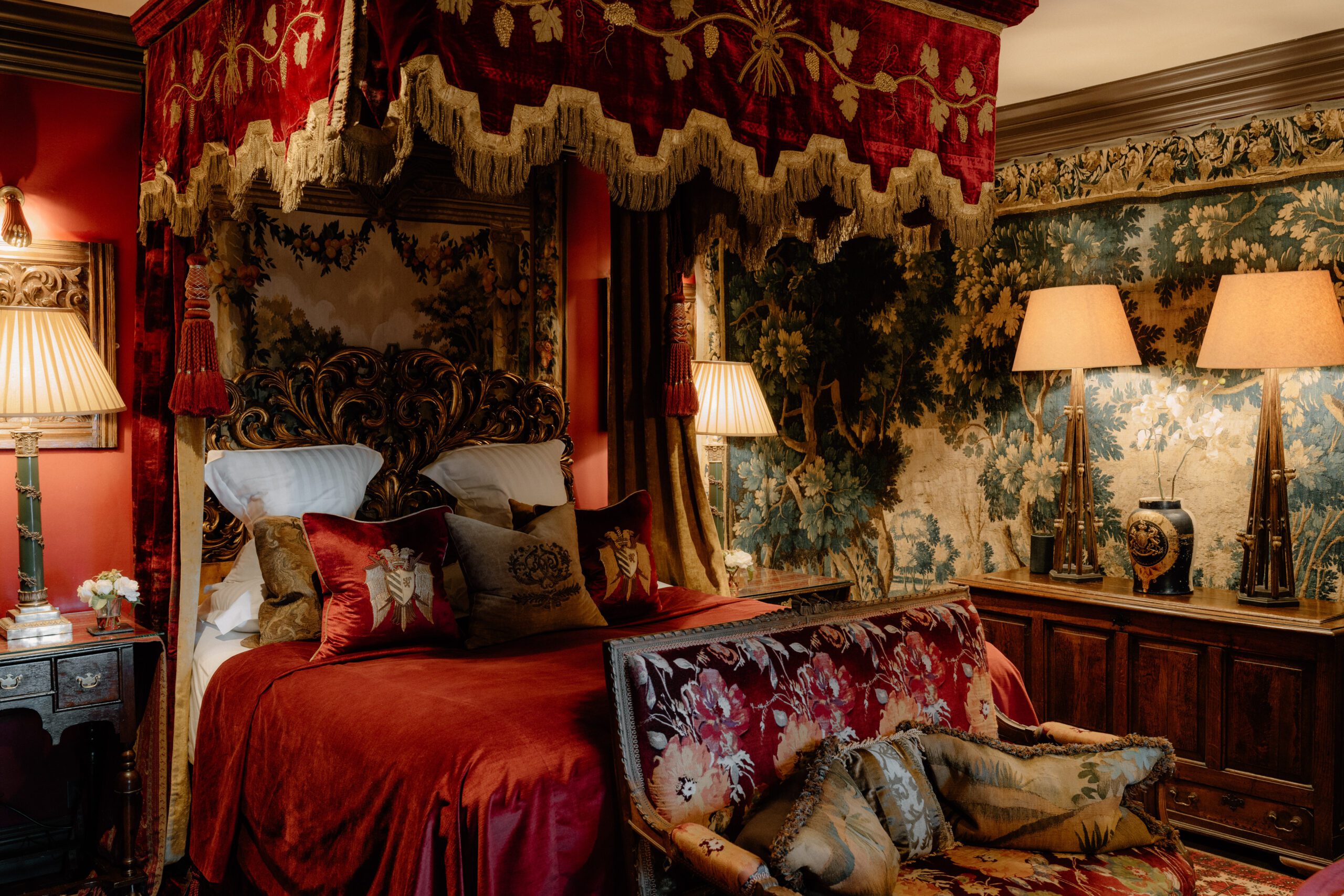The Witchery by the Castle