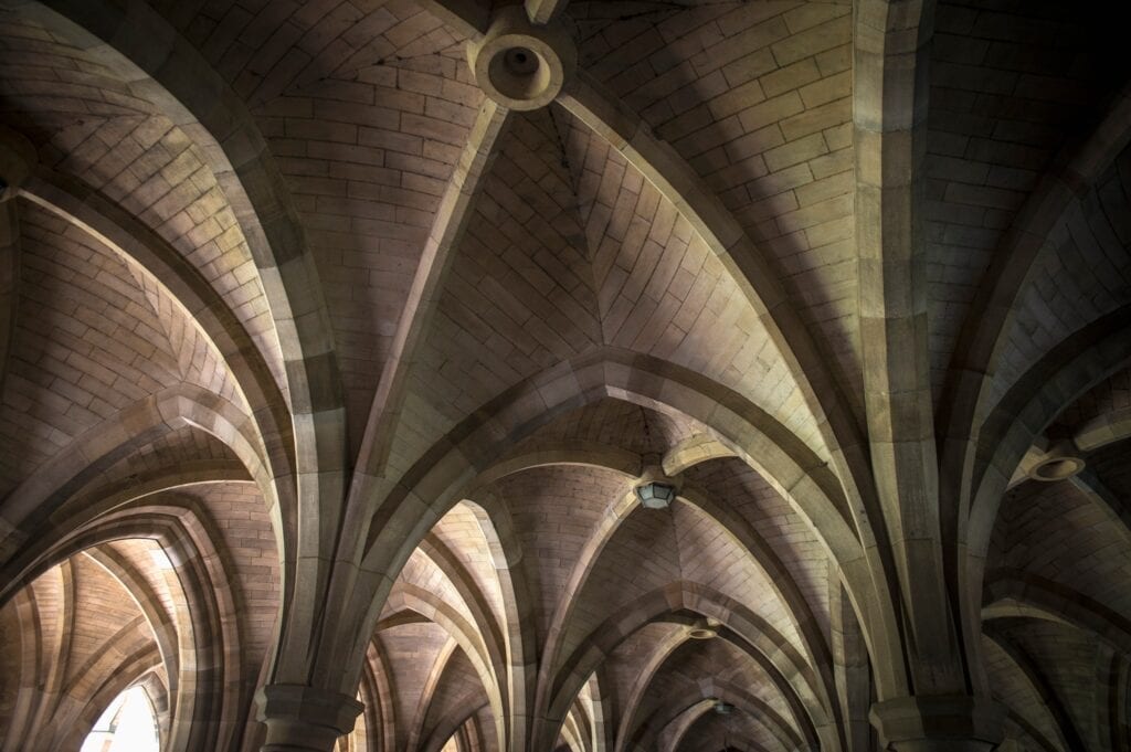 https://hiddenscotland-gallery.ams3.cdn.digitaloceanspaces.com/wp/2020/06/visitscotland_25451037528-1024x681.jpg