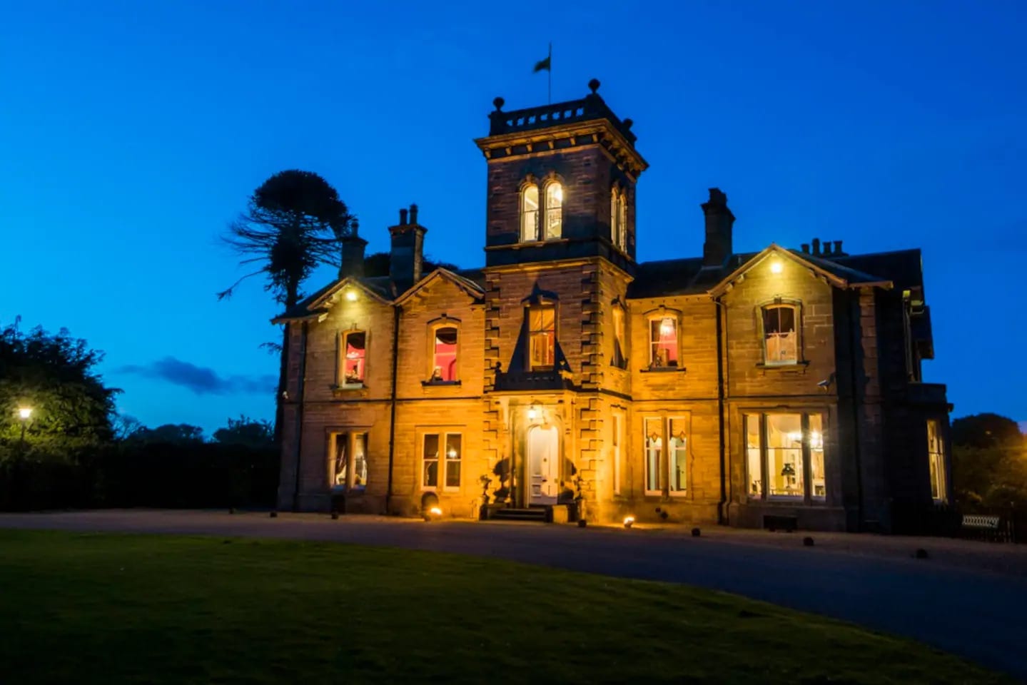 Kinnettles Mansion