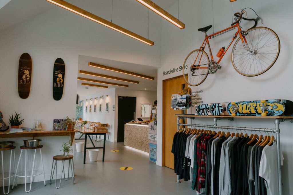 https://hiddenscotland-gallery.ams3.cdn.digitaloceanspaces.com/wp/2021/07/RideCoffeeBanchory3-1024x683.jpg