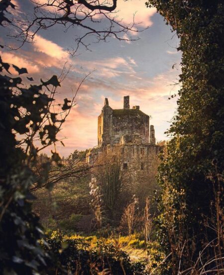Ravenscraig Castle