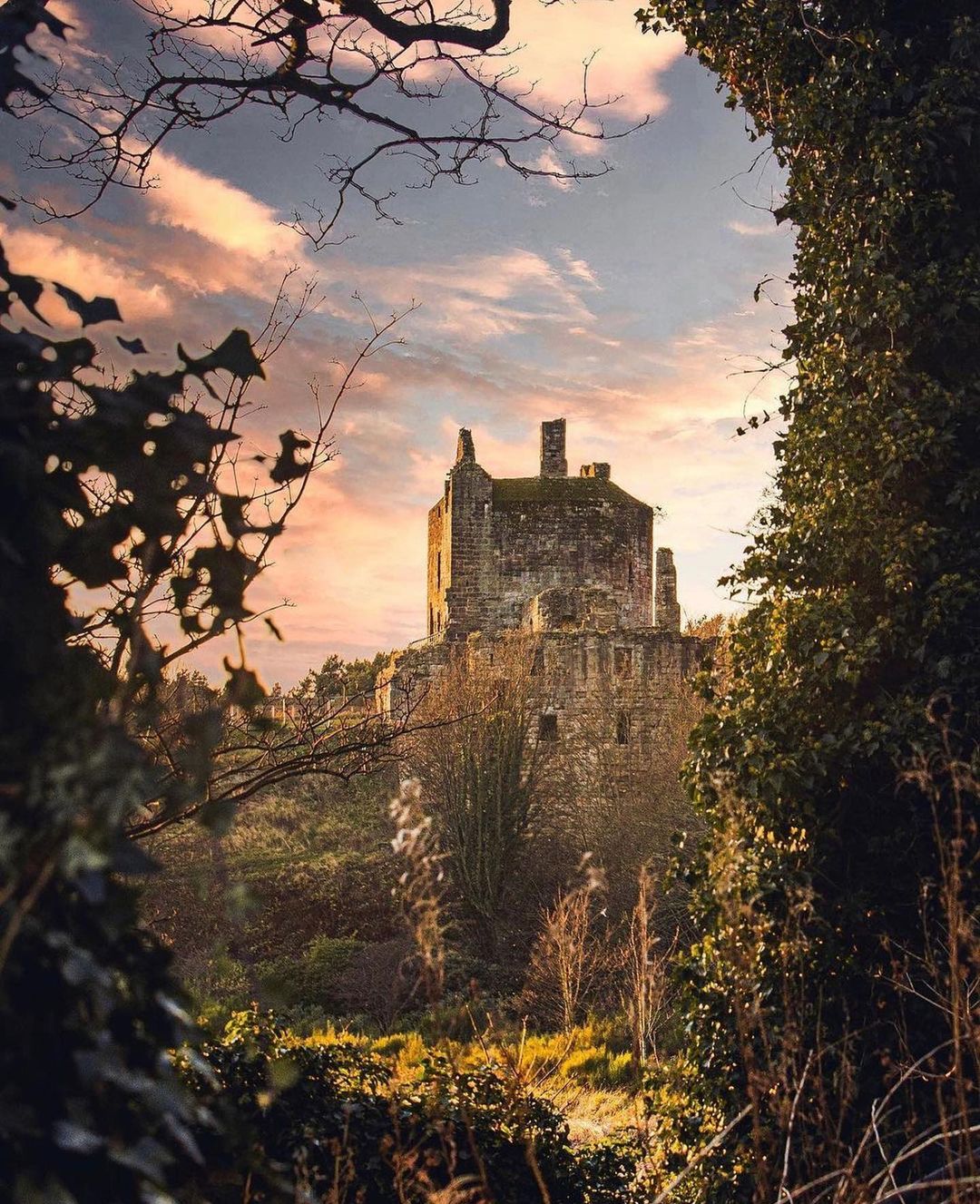 Ravenscraig Castle