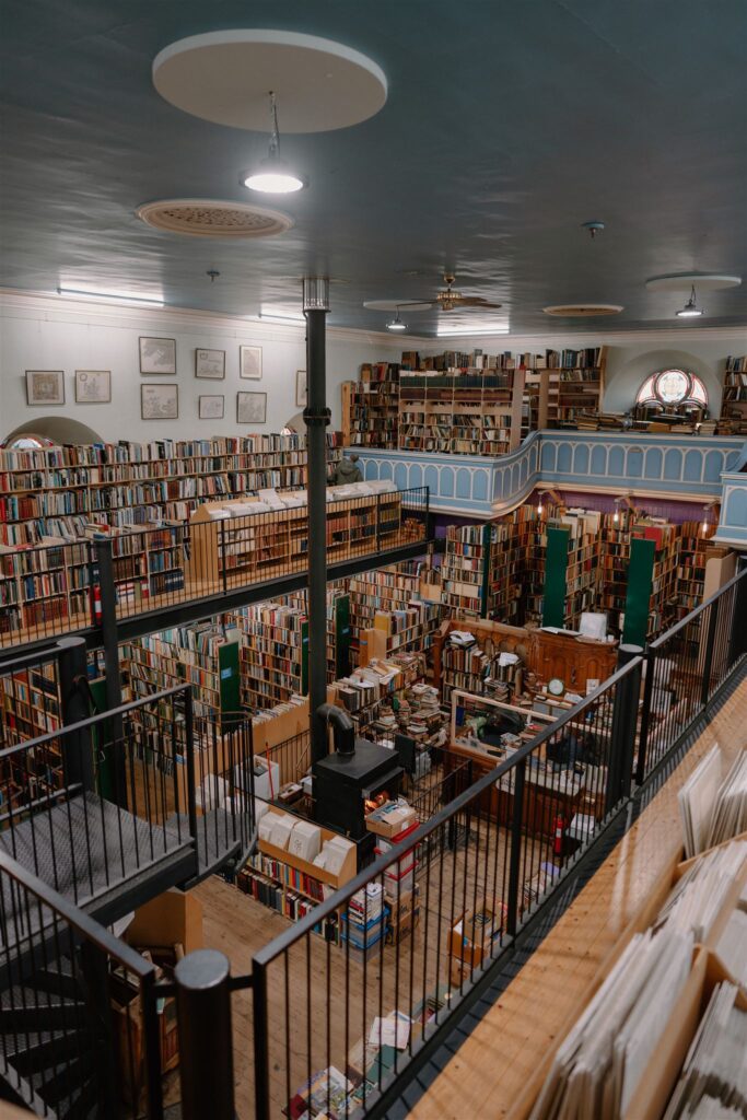 https://hiddenscotland-gallery.ams3.cdn.digitaloceanspaces.com/wp/2022/03/Leakeys-Bookshop-9_websize-683x1024.jpg