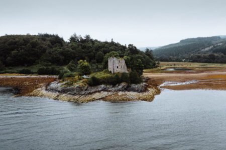 Old Castle Lachlan