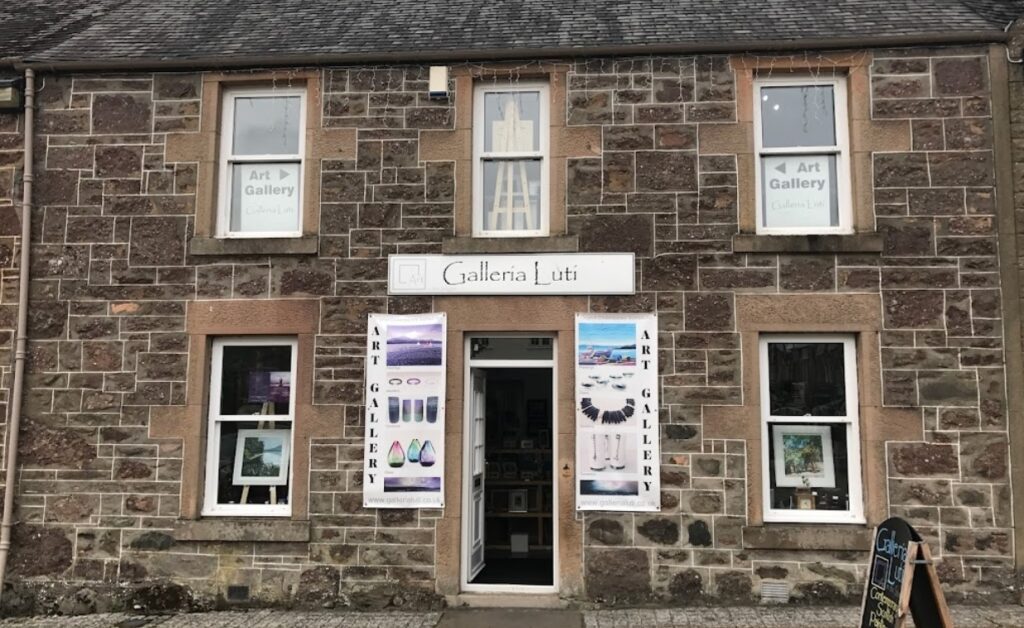 Galleria Luti's stone front on Ancaster Square, Callander.