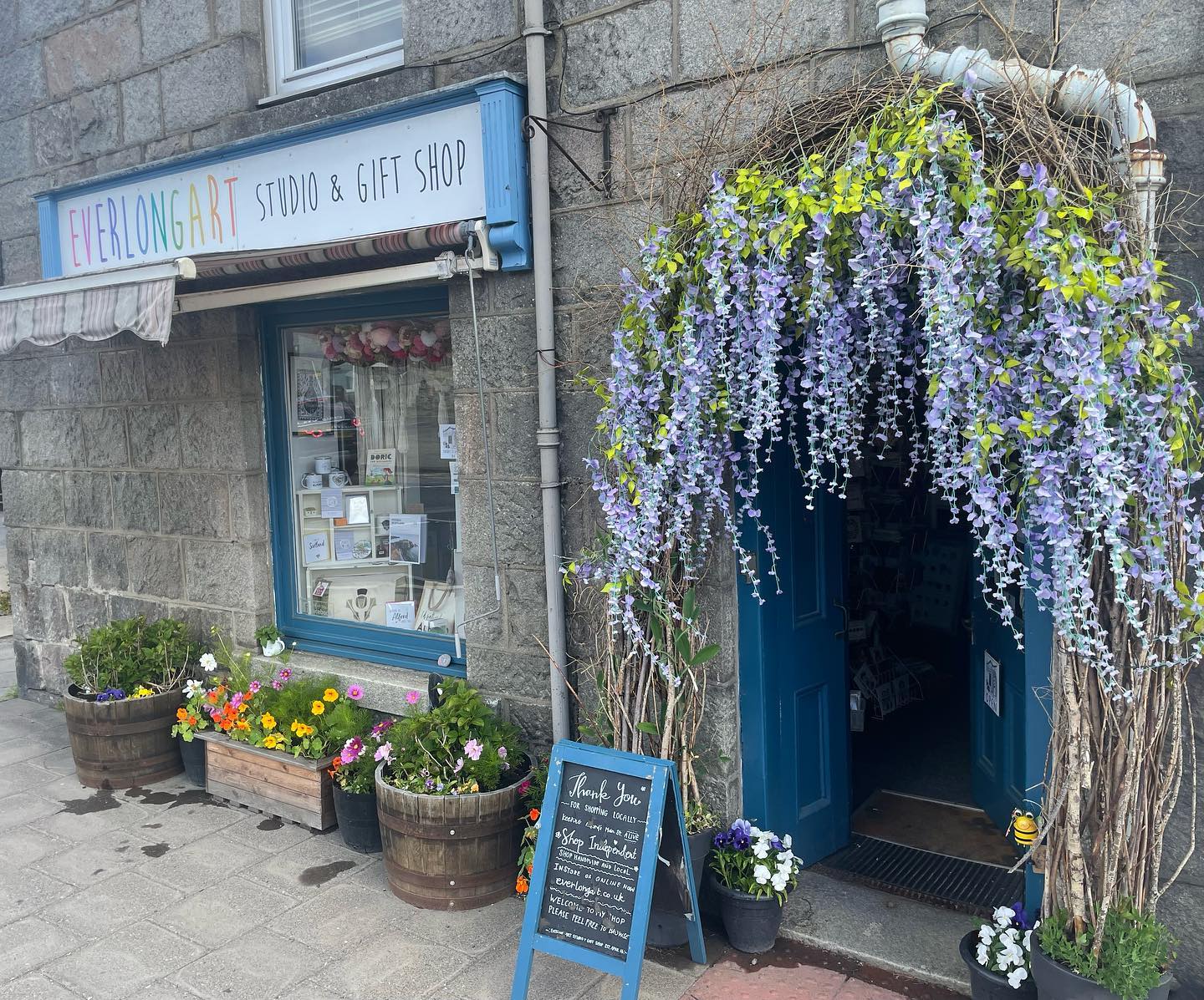 Everlongart Studio & Gift Shop