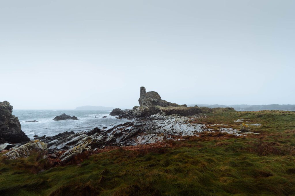 https://hiddenscotland-gallery.ams3.cdn.digitaloceanspaces.com/wp/2022/07/HS-IsleofIslay-0059-lores-1024x682.jpg