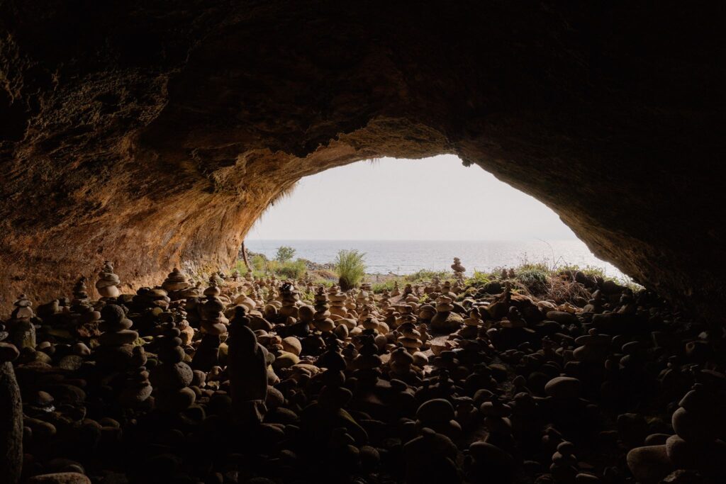 King's Cave
