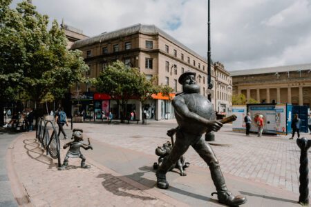 The Desperate Dan & Minnie the Minx Statues