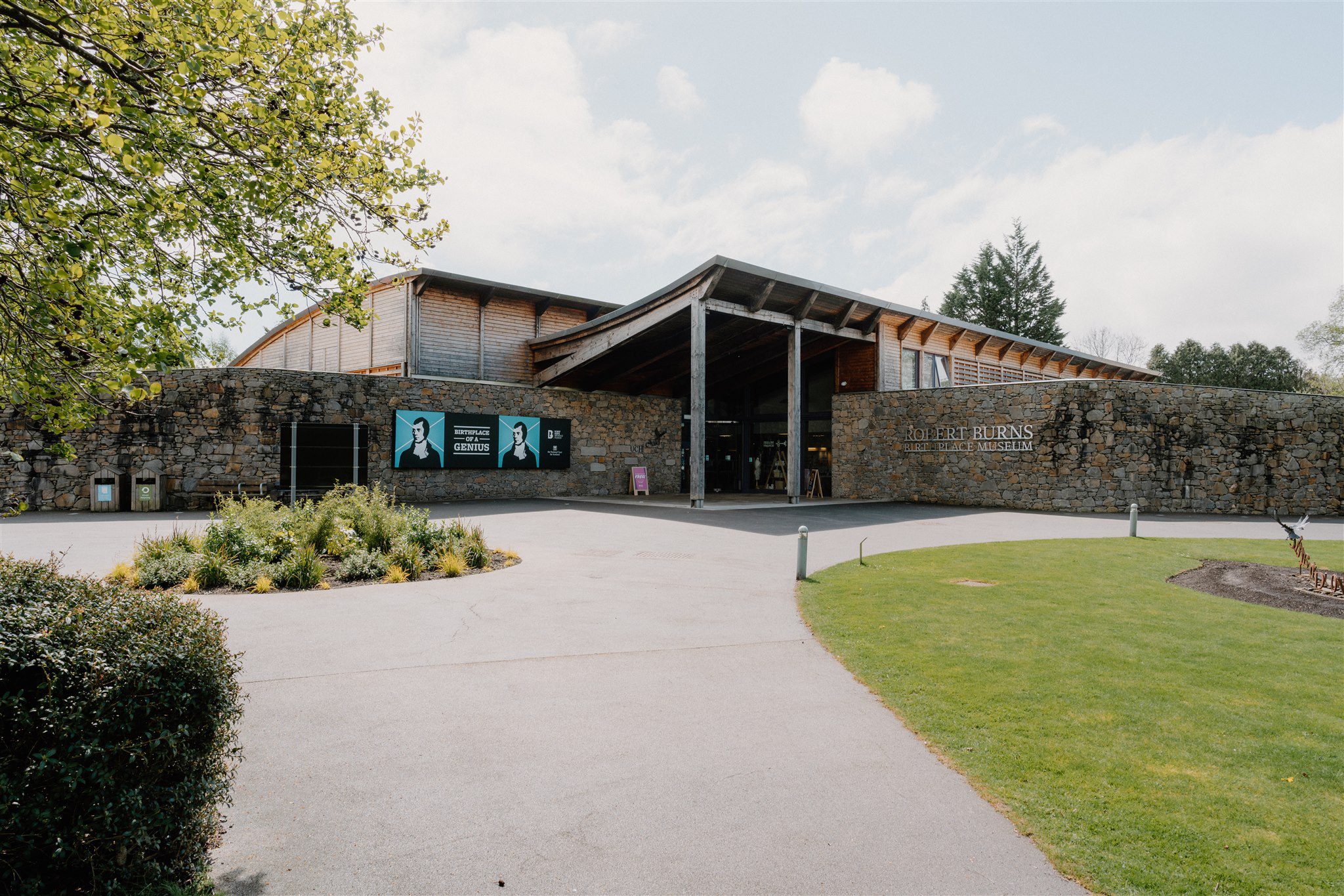 Robert Burns Birthplace Museum
