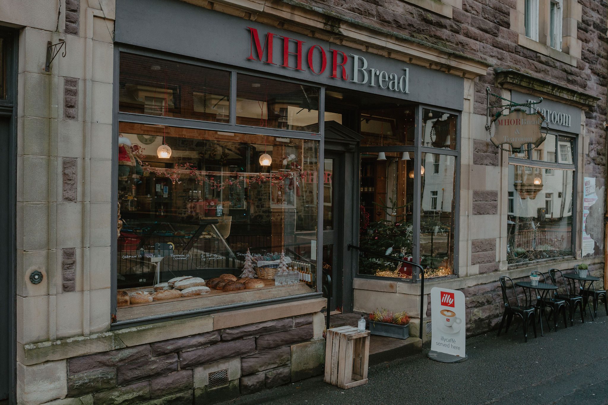 Mhor Bread & Store