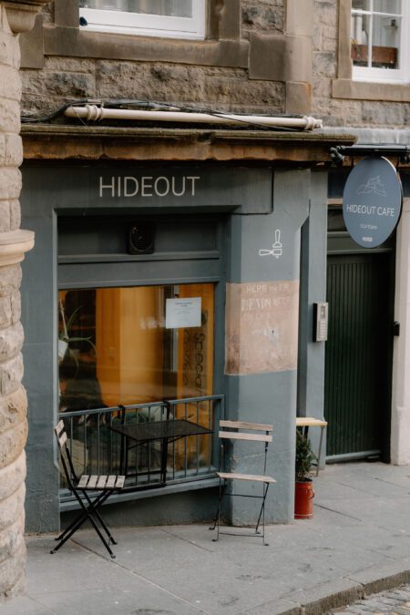 hideout-cafe