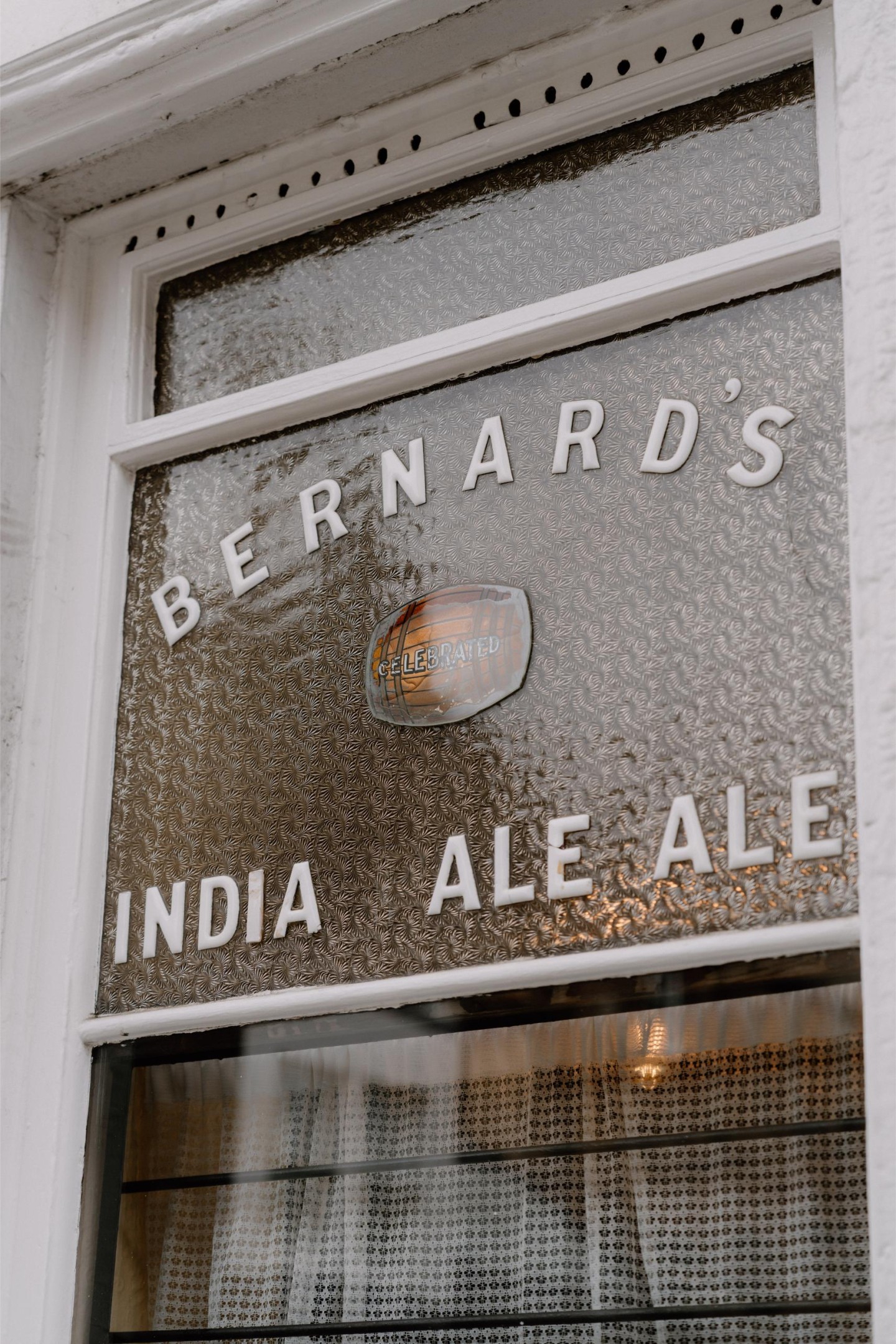 4pm: Enjoy a Pint at Inspector Rebus’ Local