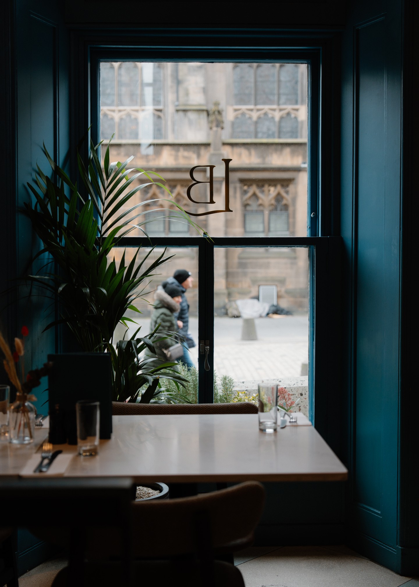 Breakfast at Luckenbooths