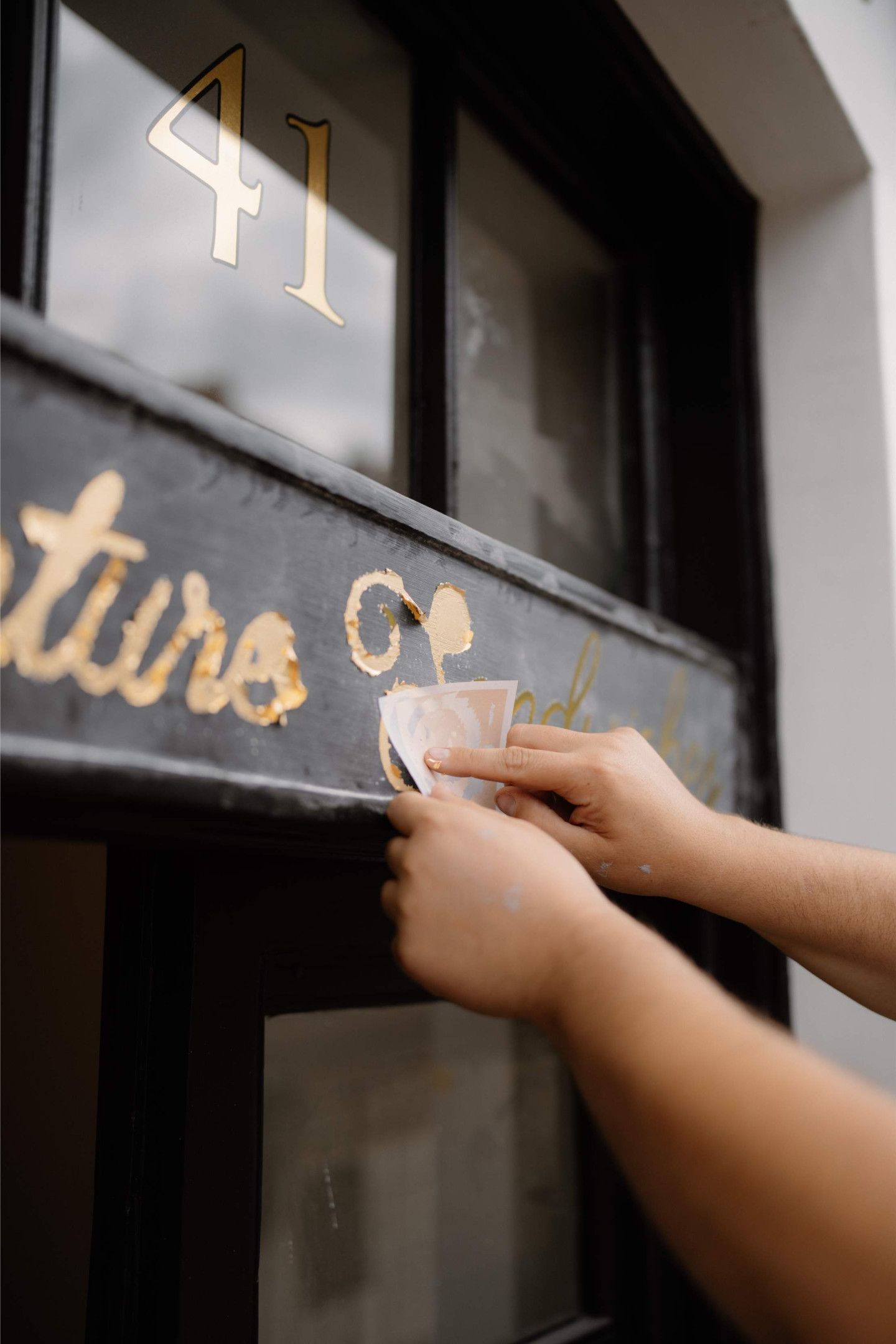 “A hand-painted sign has a perceived sense of quality and tradition that is still universally understood”