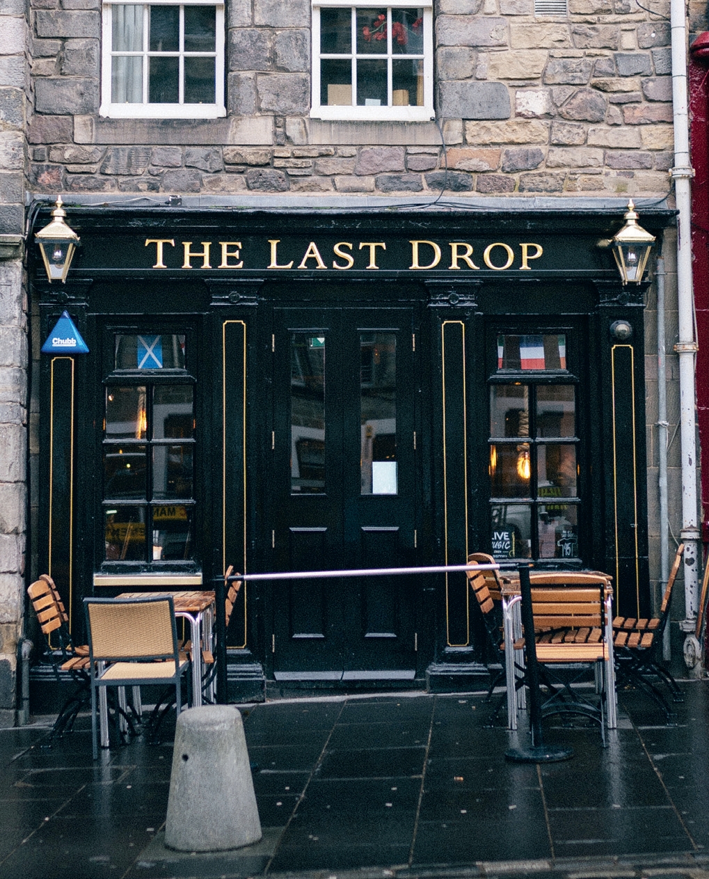 The Nooks & Crannies of Edinburgh