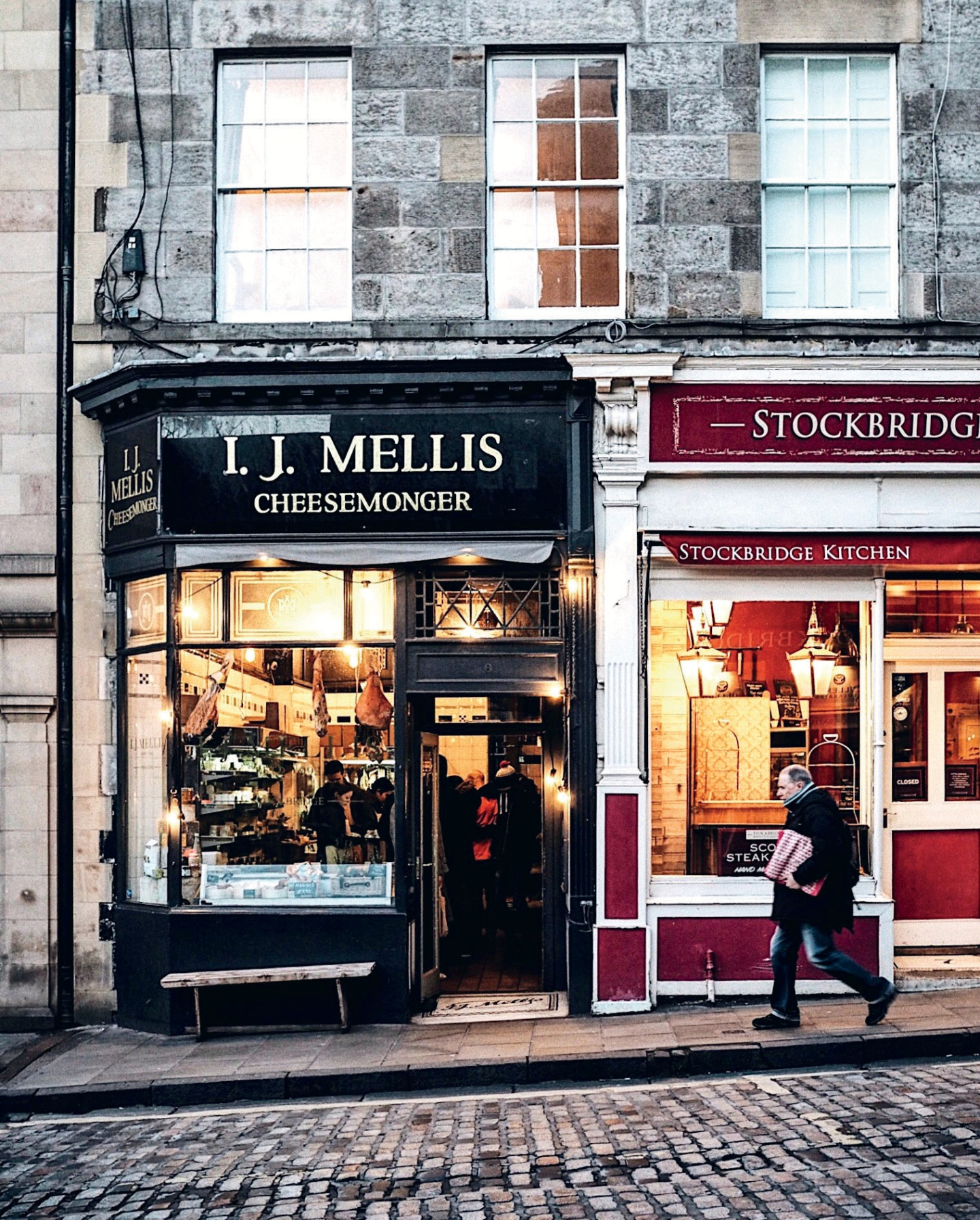 The Nooks & Crannies of Edinburgh