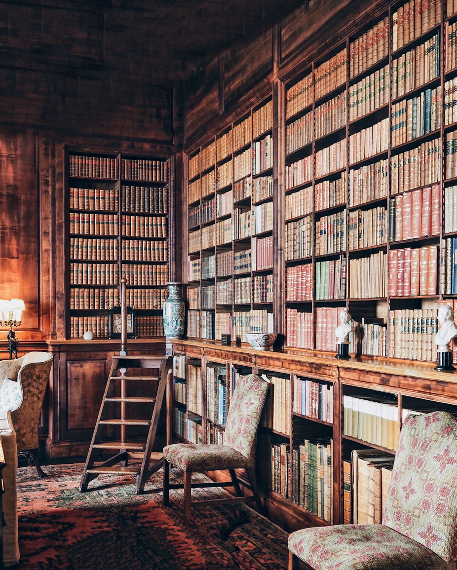 Scots Dictionary Corner