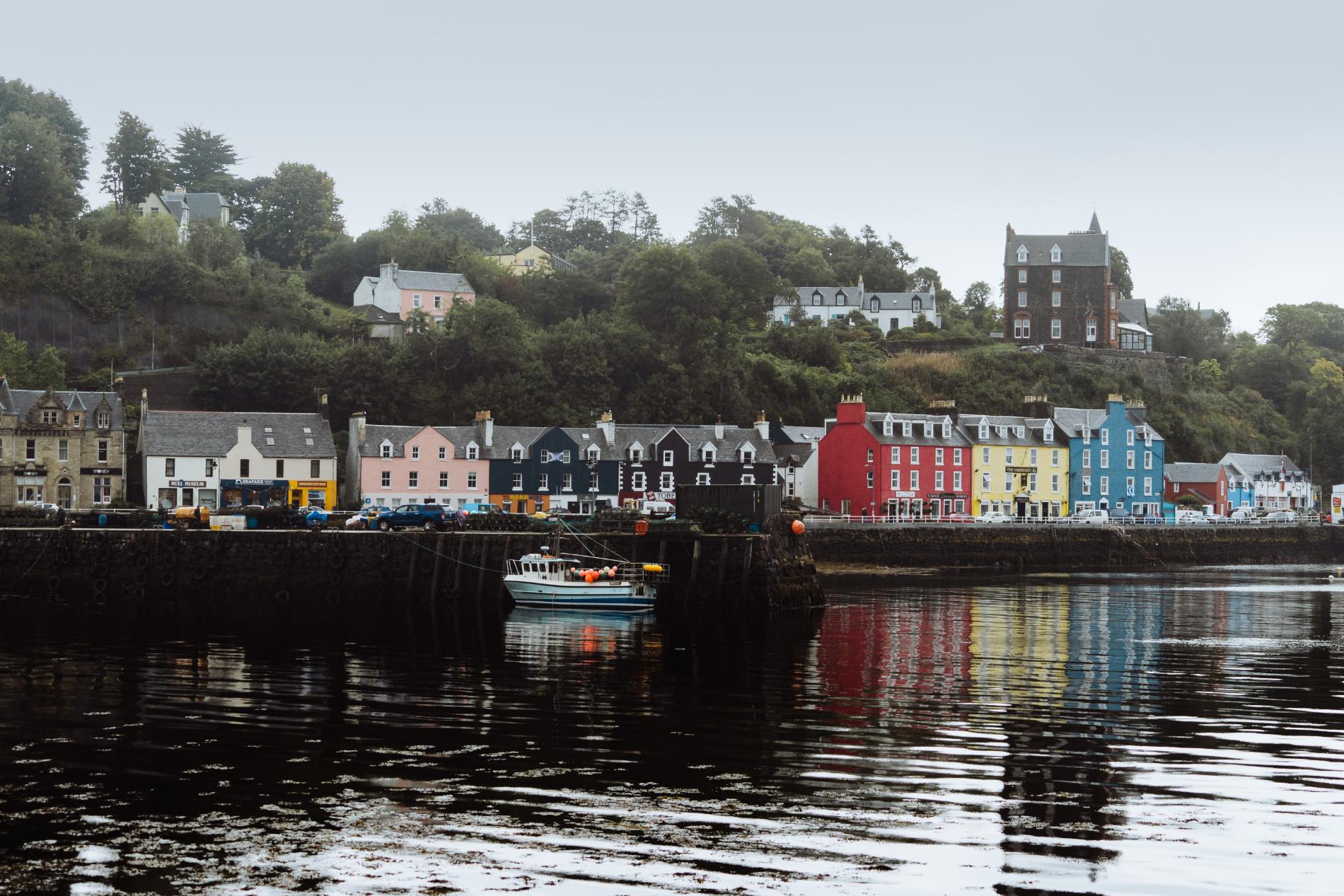 25 of the Prettiest Towns and Villages in Scotland
