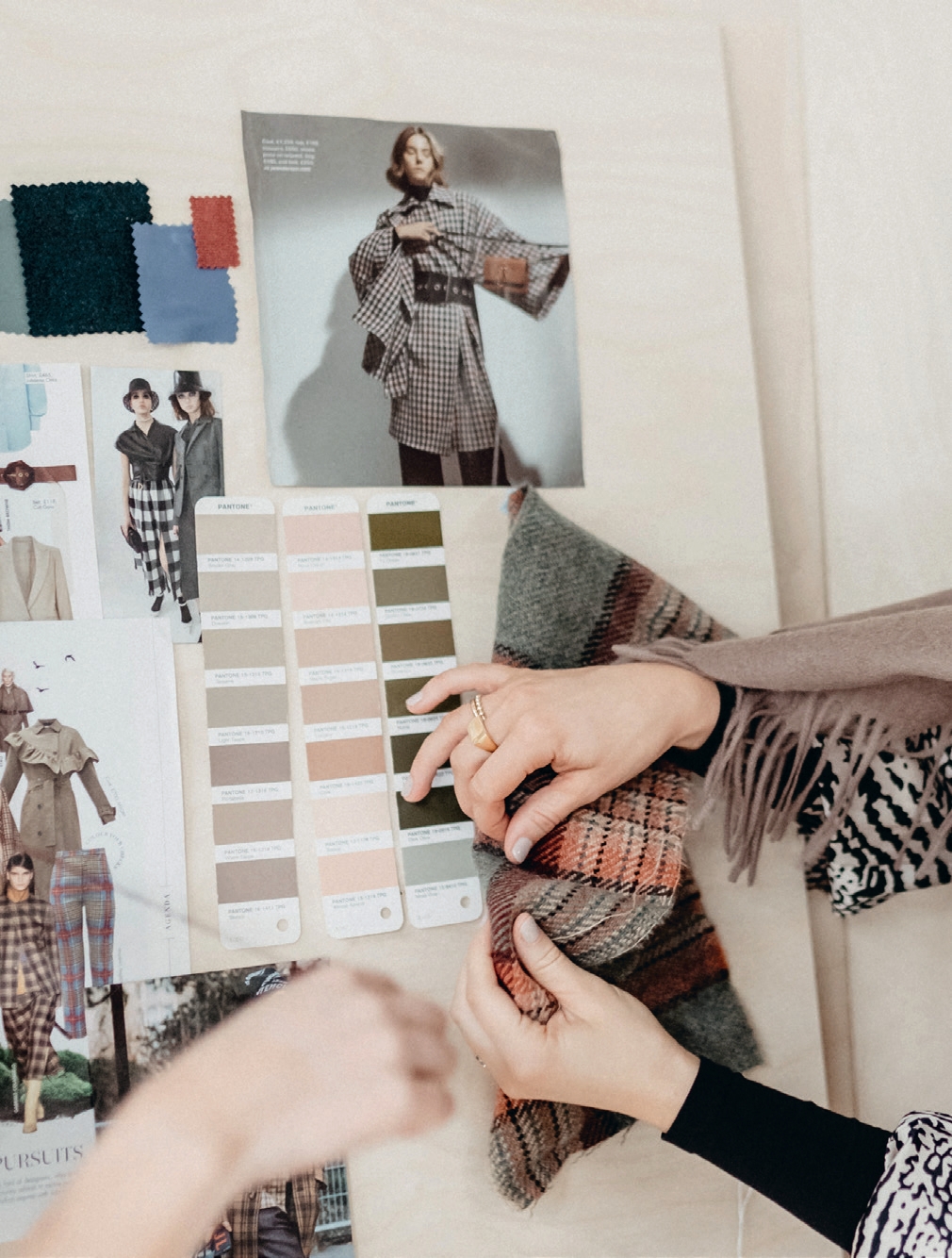 Share Warmth with the Tartan Blanket Co