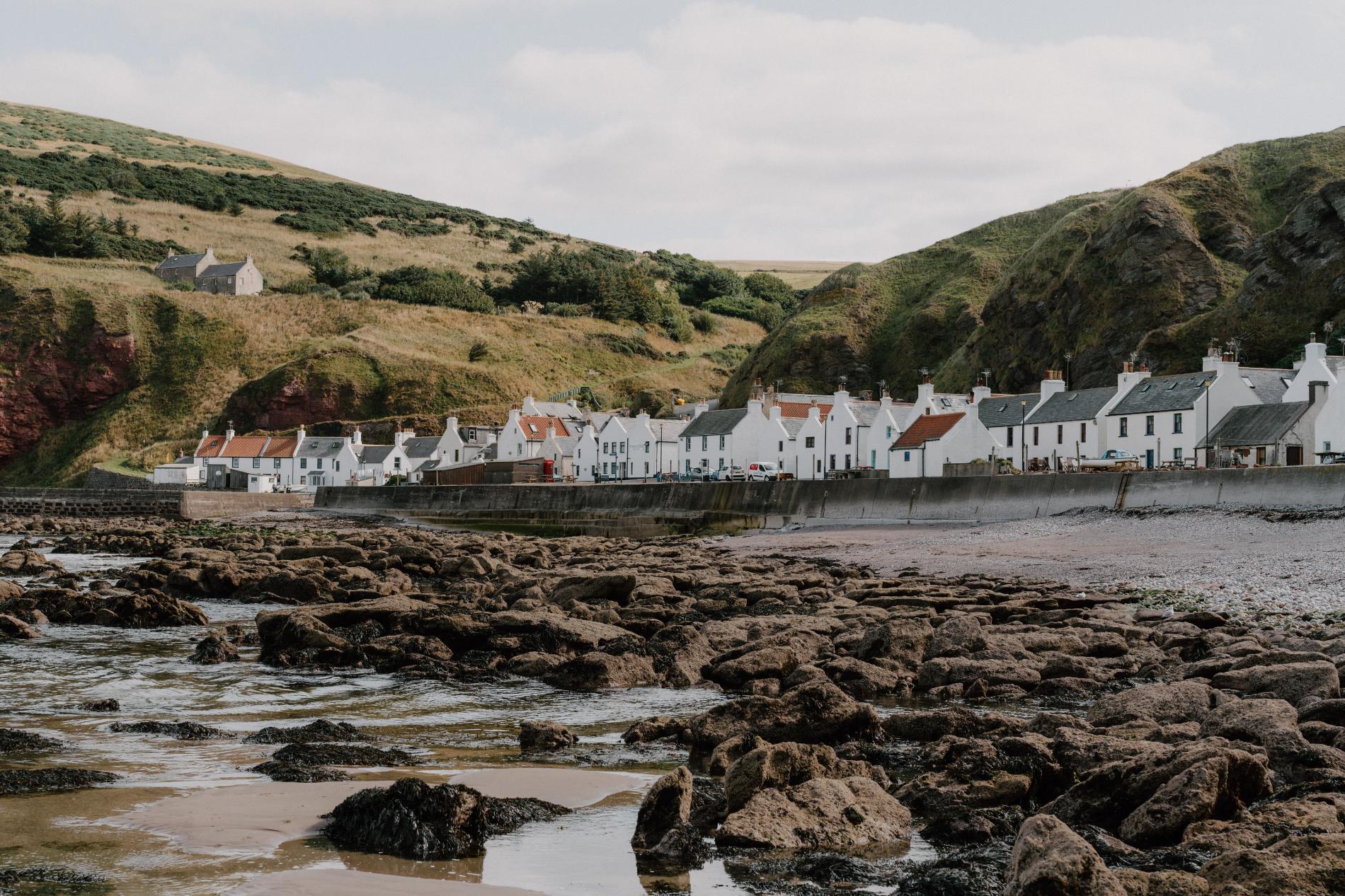 25 of the Prettiest Towns and Villages in Scotland