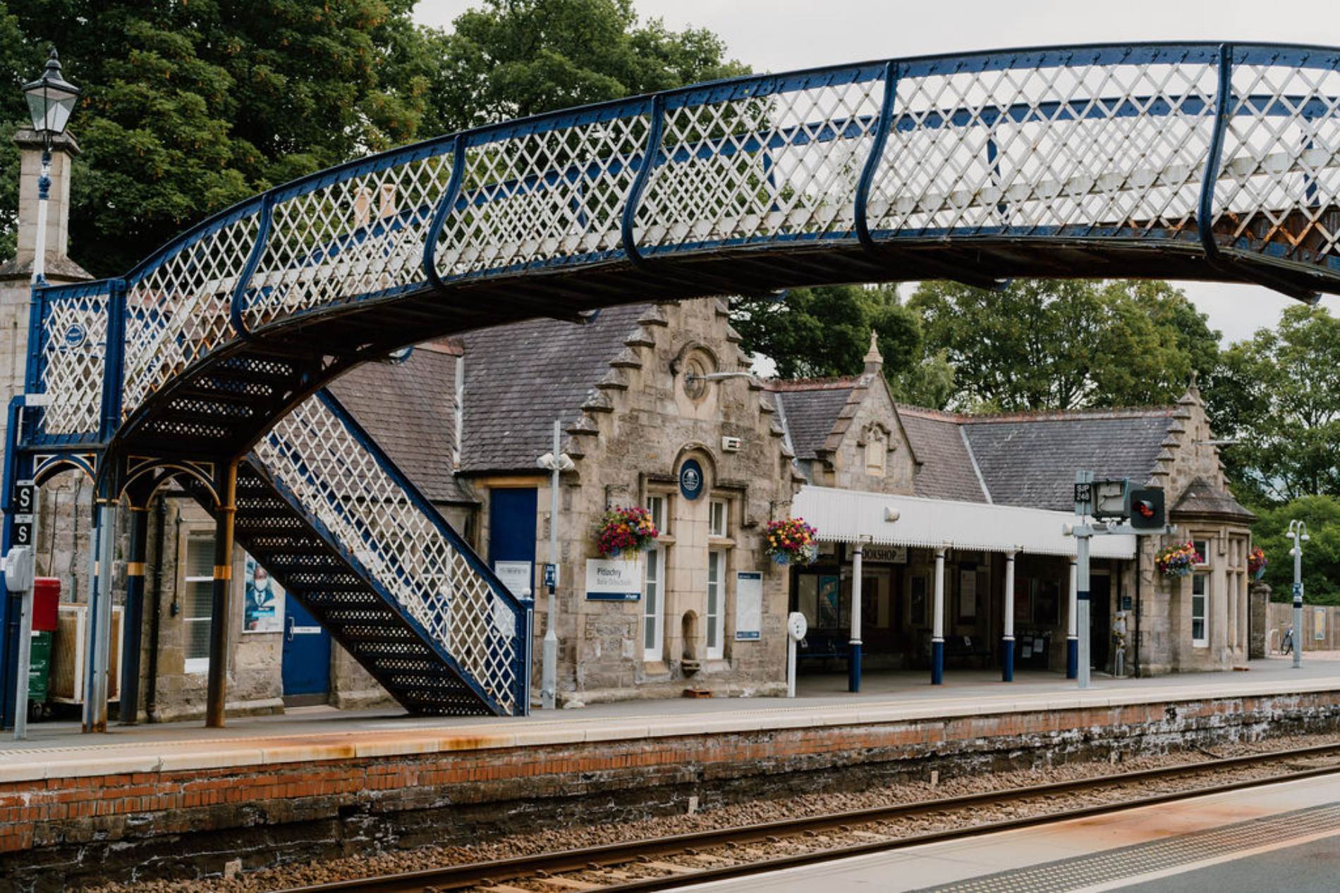 25 of the Prettiest Towns and Villages in Scotland