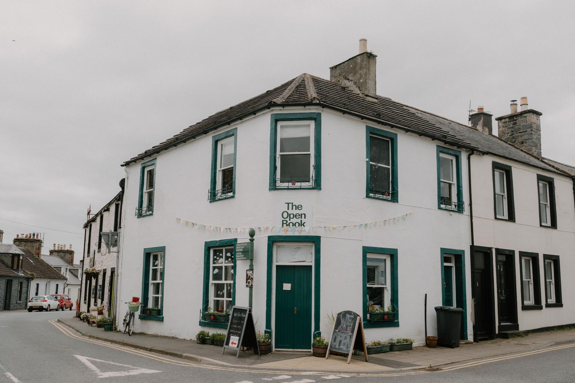 25 of the Prettiest Towns and Villages in Scotland