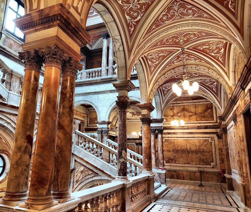 https://hiddenscotland-gallery.ams3.cdn.digitaloceanspaces.com/wp/2025/07/itineraries/gallery_images_full_1751963486.jpg