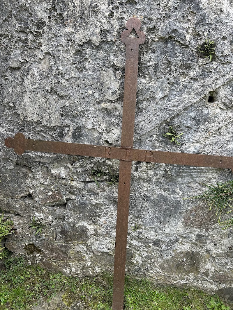 Clachan Duich Burial Ground