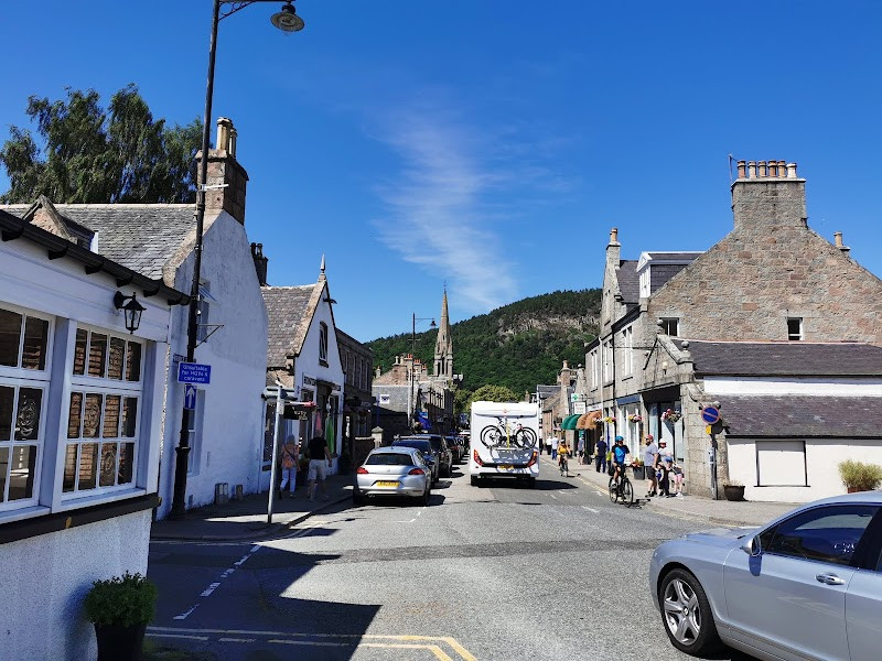 https://hiddenscotland-gallery.ams3.cdn.digitaloceanspaces.com/wp/2025/07/itineraries/gallery_images_full_1751976991.jpg
