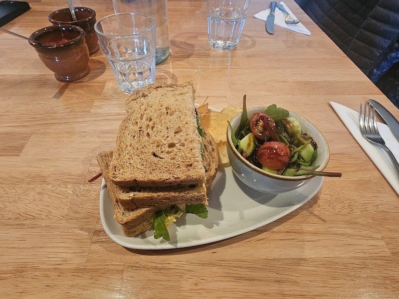 Lunch at The Glen Rowan Café