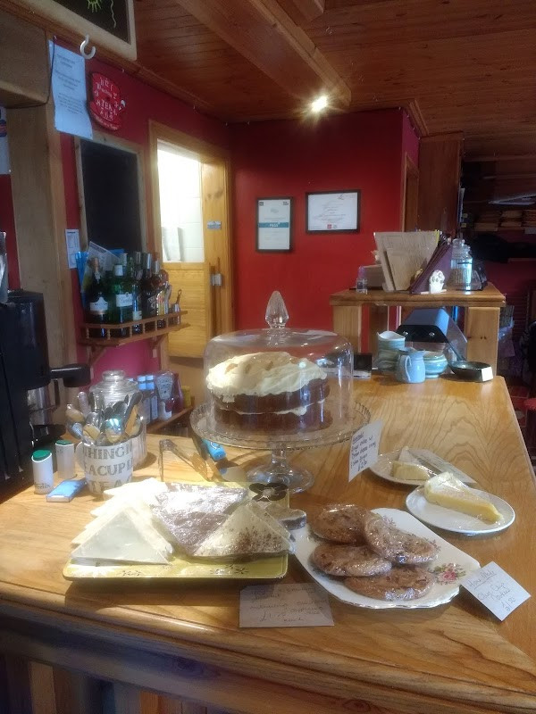 Lunch at Dalavich Village Shop