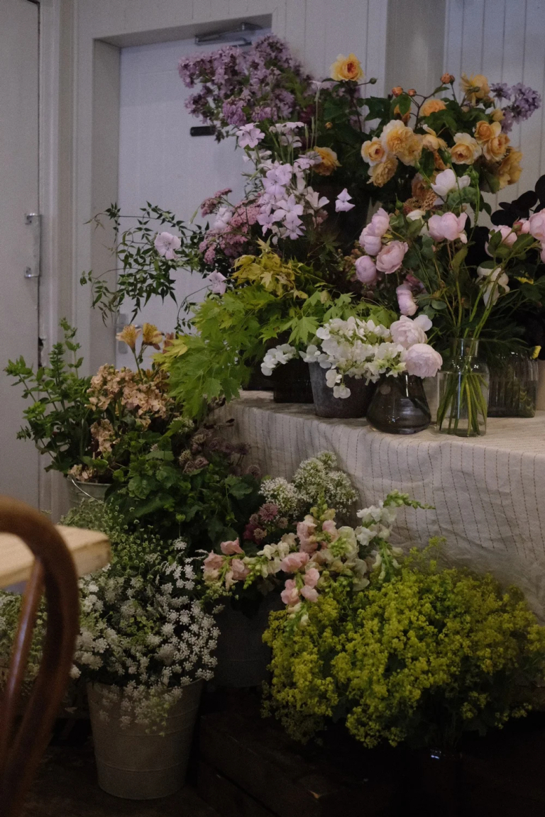 Hand-tie bouquet workshop with Fat Pumpkin Farm