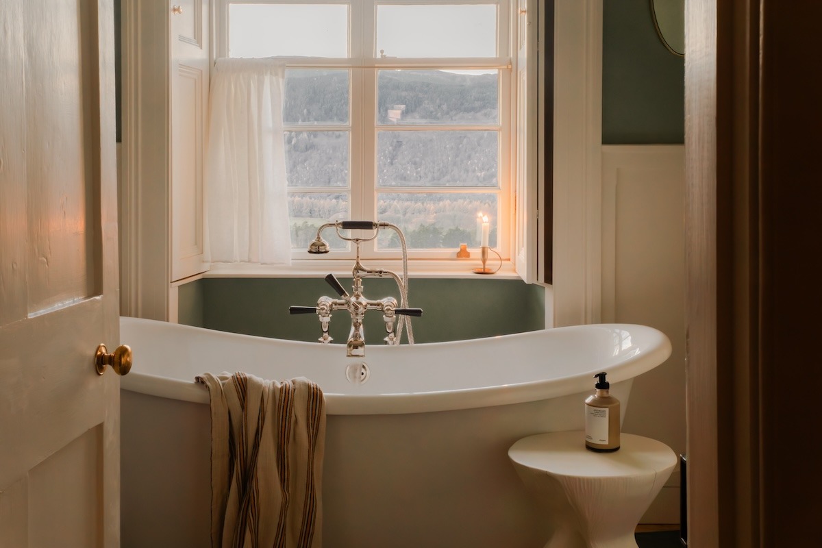 Tigh na Coille Cottage