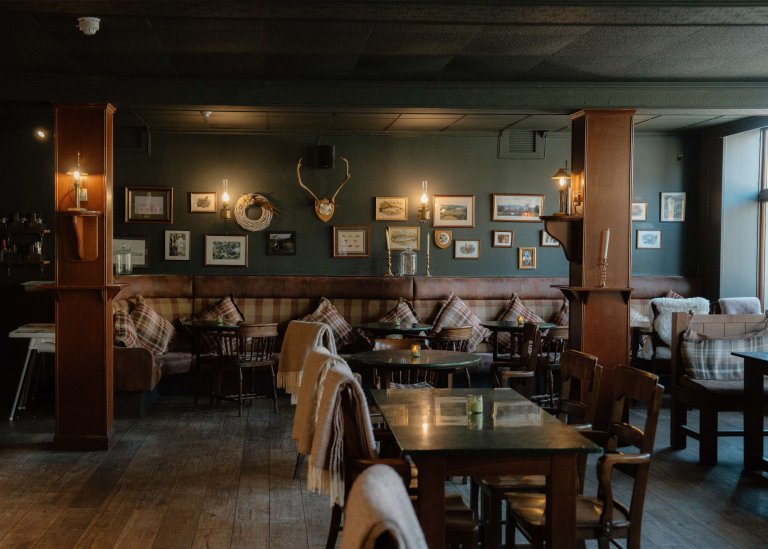 Balmoral Arms