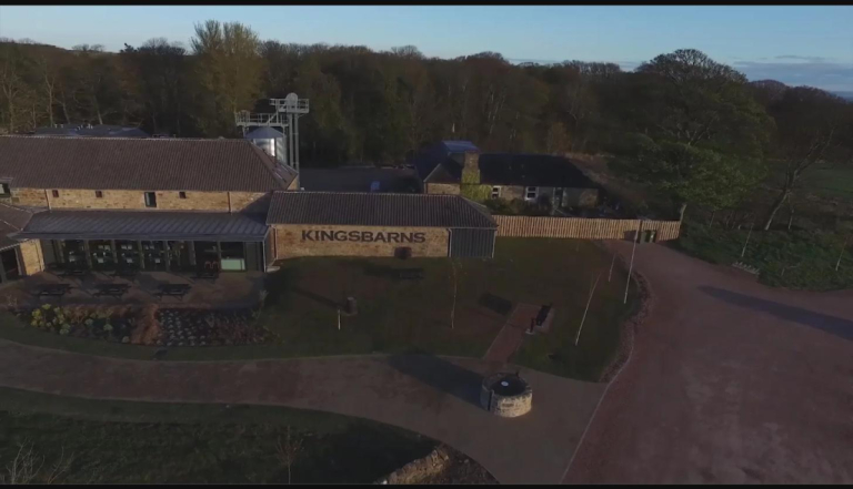 Kingsbarns opens Scotland's first distillery putting green